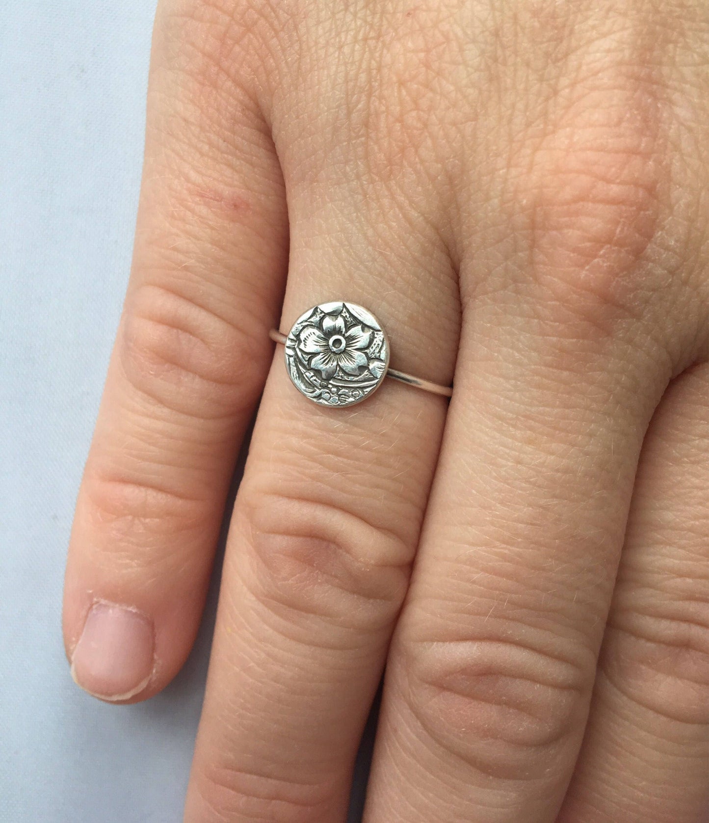 Sterling Silver Ring, Stacking Ring Flower, Nature Jewelry, Thin Dainty Floral Engraved Ring