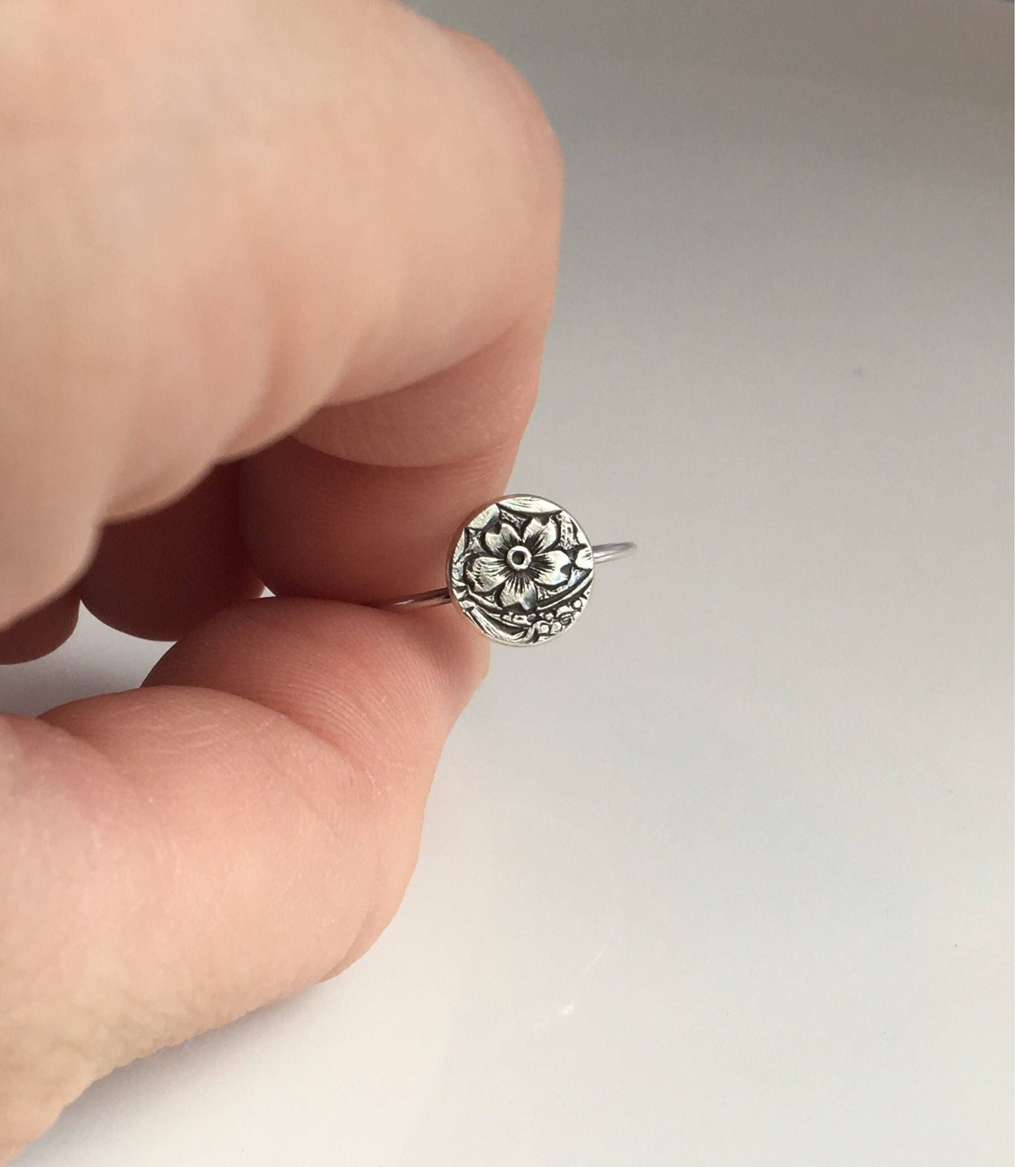 Sterling Silver Ring, Stacking Ring Flower, Nature Jewelry, Thin Dainty Floral Engraved Ring